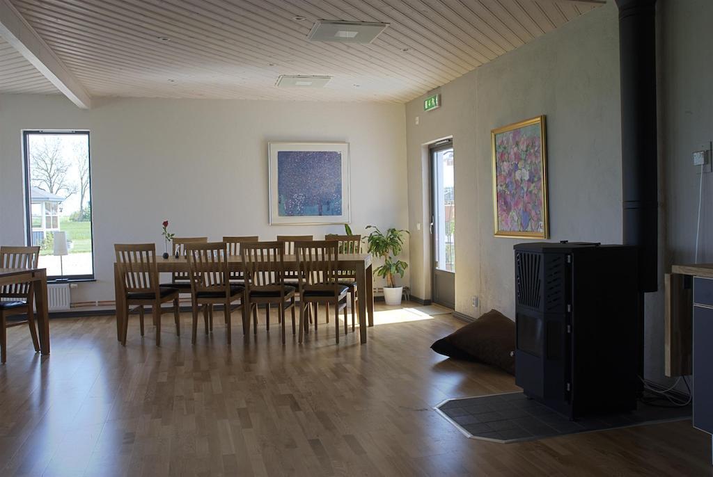 Oesterlens Karlsgard Löderup Buitenkant foto